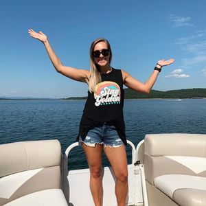 Meet your Posher, Kayla